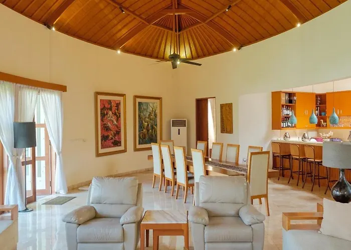 Casa Bumbak Umalas Bali Villa Canggu