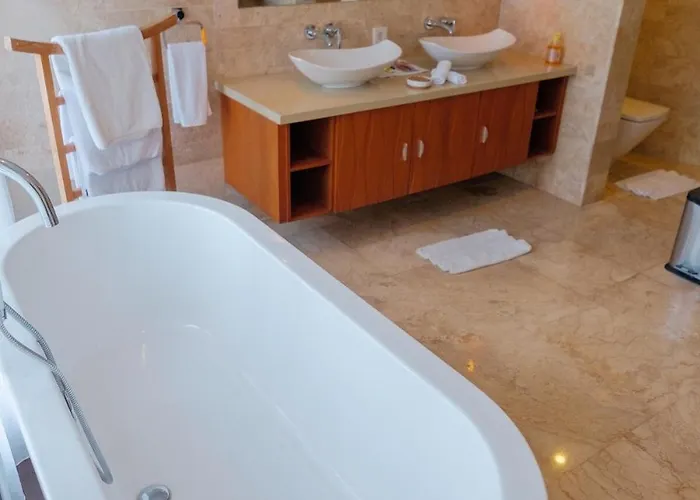 Casa Bumbak Umalas Bali *