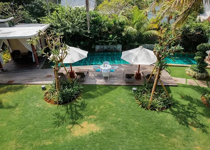 Casa Bumbak Umalas Bali Villa