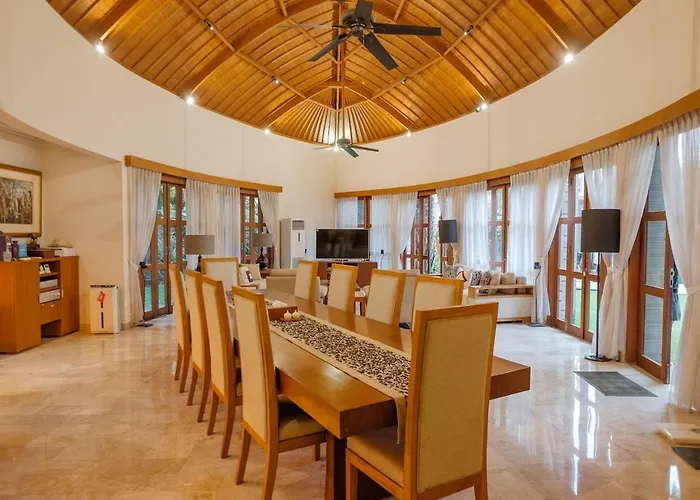 Casa Bumbak Umalas Bali * Canggu