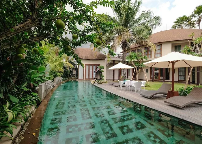 Casa Bumbak Umalas Bali Villa