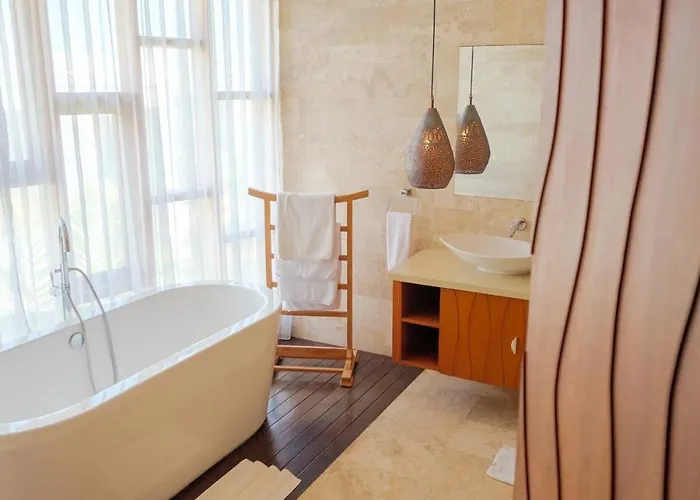 Casa Bumbak Umalas Bali Villa