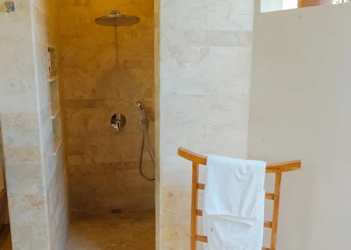 Casa Bumbak Umalas Bali * Canggu